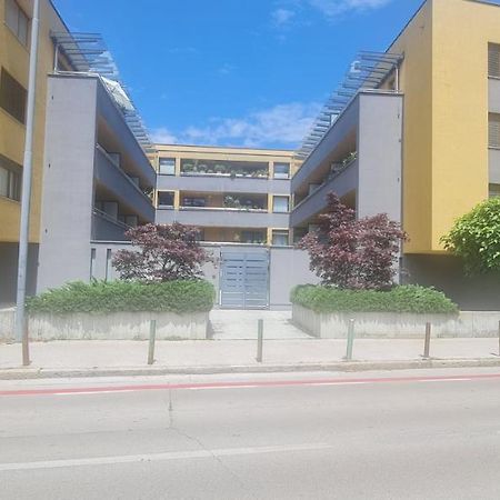 Apartma Minas Lägenhet Ljubljana Exteriör bild