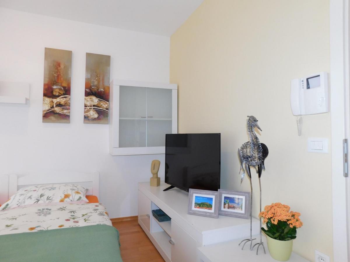 Apartma Minas Lägenhet Ljubljana Exteriör bild